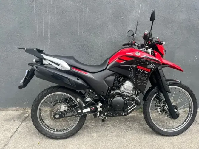 YAMAHA XTZ 250 LANDER 2024 VERMELHA
