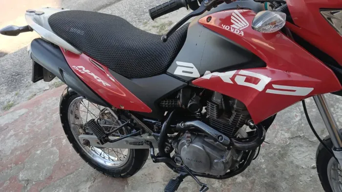 Vendo Honda NXR Bros 2014 - Vermelha