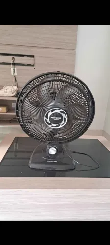 Ventilador de Mesa Mondial Turbo - Preto (Muito Conservado)