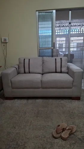 Sofá 2 lugares