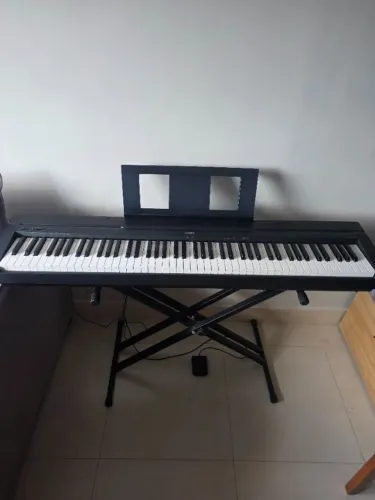 Piano Digital Yamaha P 45B | + Suporte ajustável + Caixa + Capa + Nota Fiscal