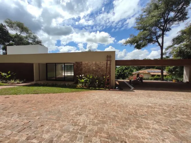 Casa em Lagoa Santa no Condomínio Amendoeiras