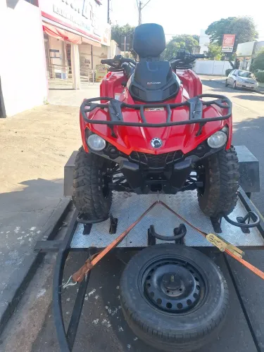 Quadriciclo can am 570cc