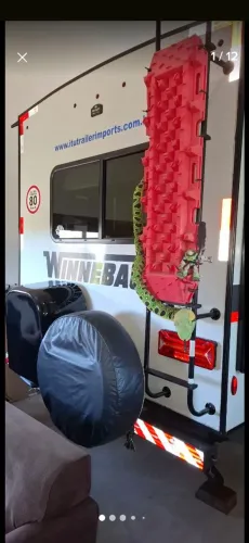 Trailher Winnebago 2306qf Turiscar