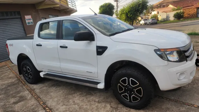 Ford Ranger XL 2.2 4X4 CD Diesel Mec. 2015