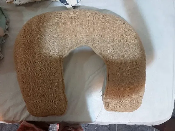 Almofada de amamentação em tricot