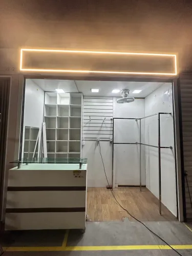 Vendo box no centro fashion - Setor Amarelo no corredor 25 de Março