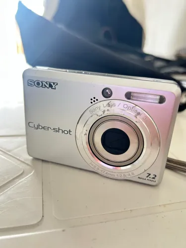 Sony Cyber Shot DSC-S730 - 7.2mp