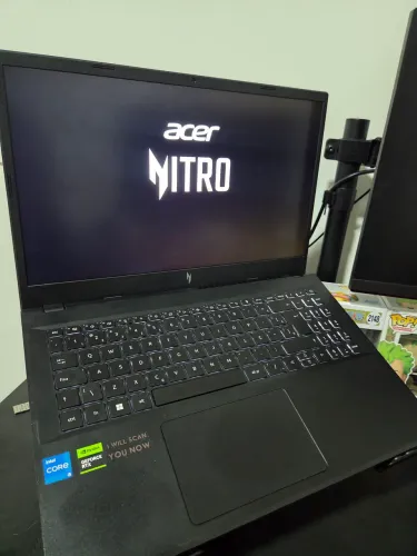 Acer Nitro V15 AM5