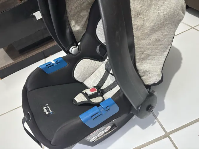Bebê conforto (Burigotto)