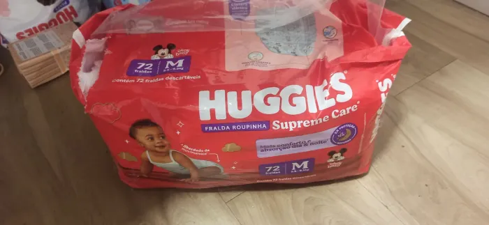 Fraldas Huggies Supreme Care M - 72UN