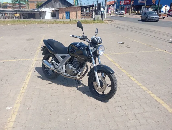 CBX Twister 250 2005