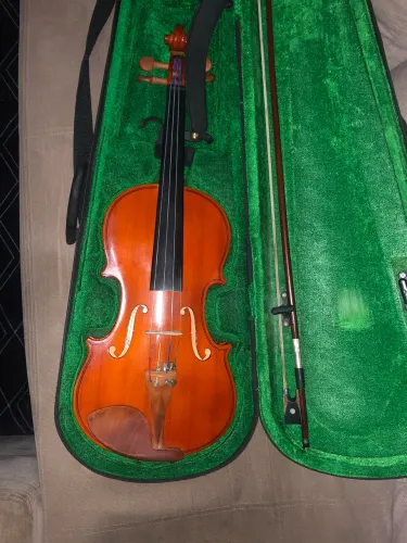 Vendo violino hofma por 600 reais