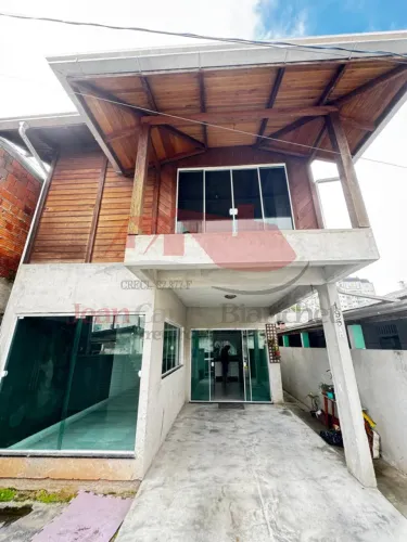 LINDA CASA PARA LOCAÇÃO EM CAMBORIÚ