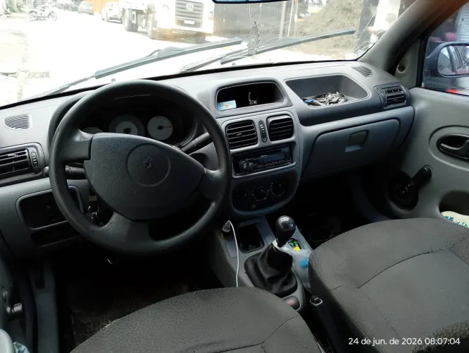 Renault Clio Authentique Hi-flex 1.0 16V 5P 2008