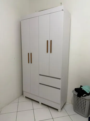Guarda roupas