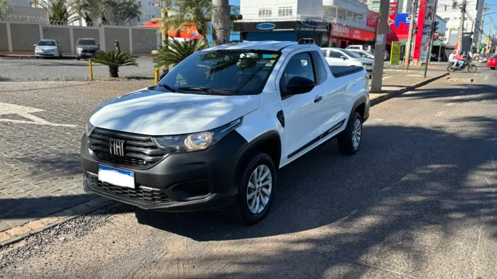 Fiat Strada Endurance 1.4 Flex 8V CS Plus 2022