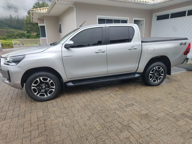 Toyota Hilux CD SRV 4X4 2.8 TDI Diesel Aut. 2024