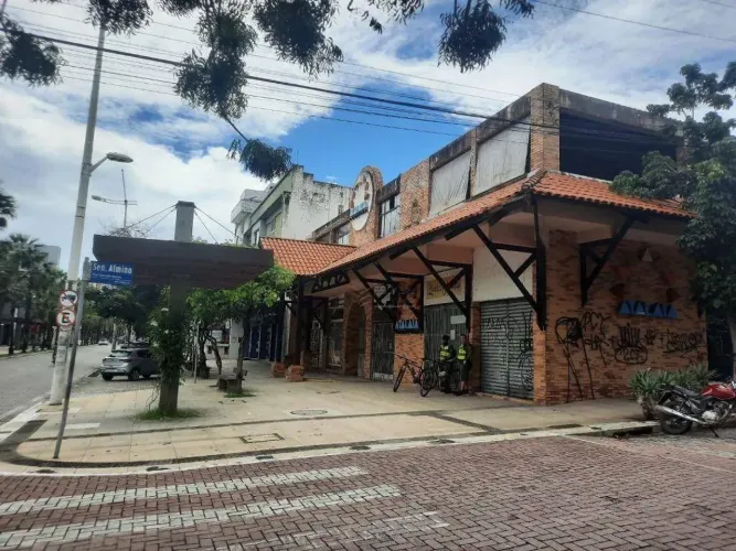 Vende o predio comercial na monsenhor tabosa