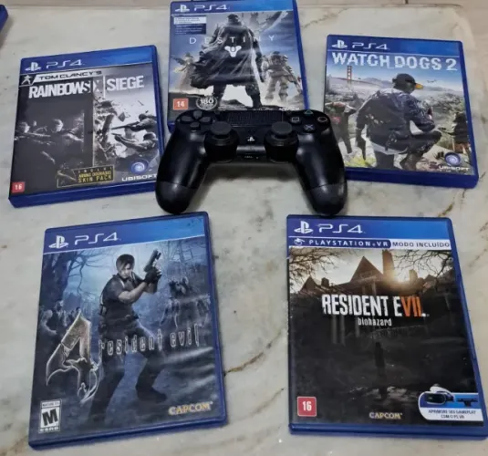 Jogos de Ps4 e controle
