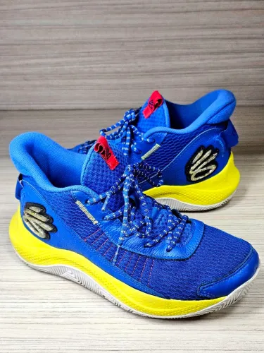 Under Armour Curry 3Z7 (tamanho 40)