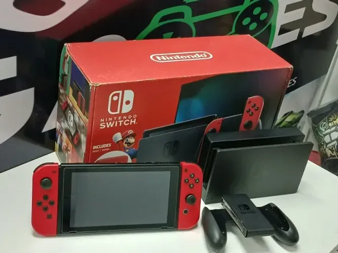 Nintendo Switch Completo na Caixa - loja física