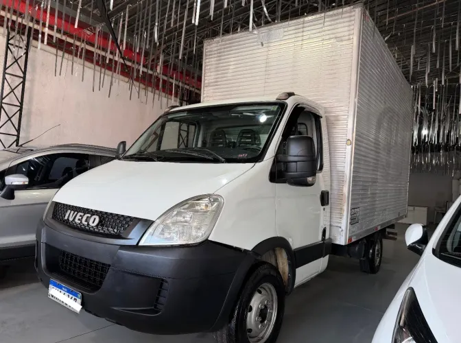Iveco Daily Chassi 35s14 3.0 16V Diesel Mec. (e5) 2014