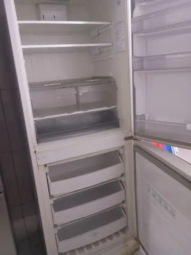 Vende-se geladeira Brastemp inverse 447 litros