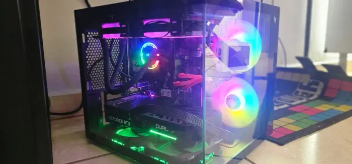 PC GAMER I7 4770 RX5700XT