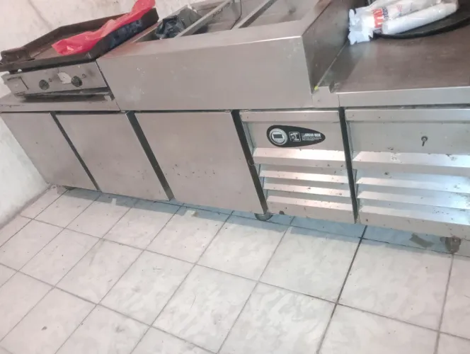 Balcão de inox industrial refrigerado