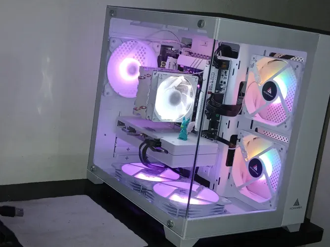 Pc gamer Branco com rx580 16g de RAM DDR 4 SSD 480