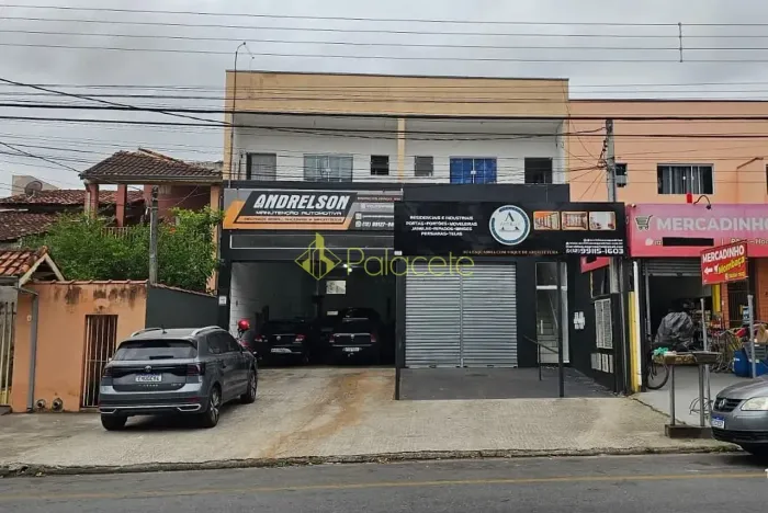 Excelente Oportunidade de Investimento: 2 Pontos Comerciais e 4 Kitnets em Avenida Movimen