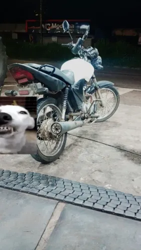 Vende-se moto cargo 8.500 