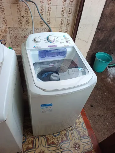 Vende-se maquina de lavar e tanquinho
