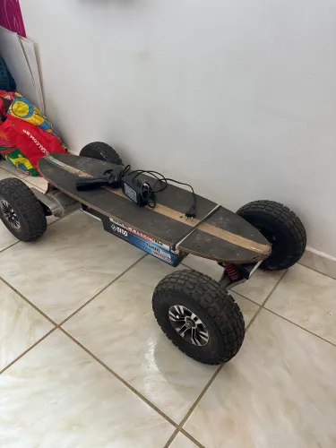 SKATE ELÉTRICO DROPBOARDS