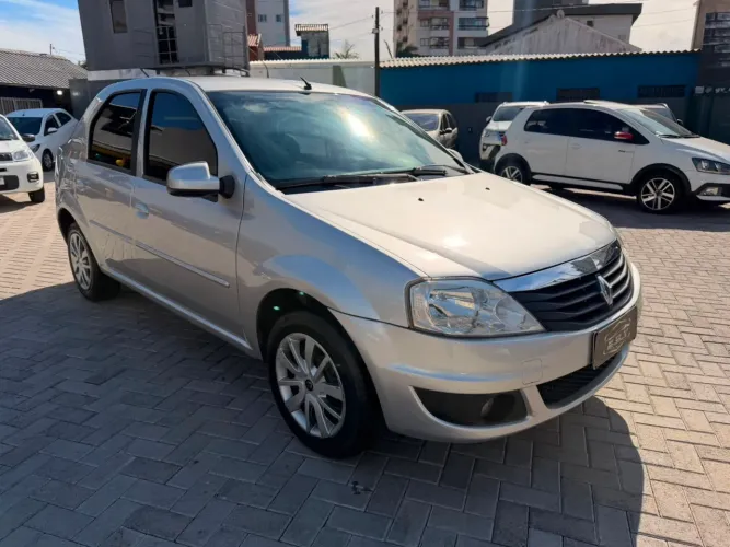 Renault Logan Expres./exp. UP Hi-flex 1.0 16V 4P 2013
