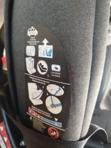 Cadeirinha infantil para carro