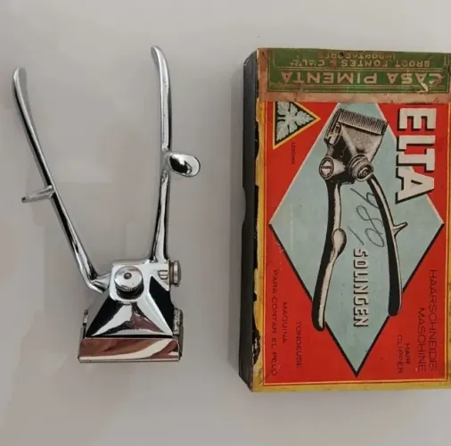 Maquina de cortar cabelo-ELTA/SOLINGEM COM CAIXA ORIGINAL.