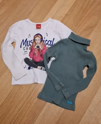 Duas camisas de manga longa infantil