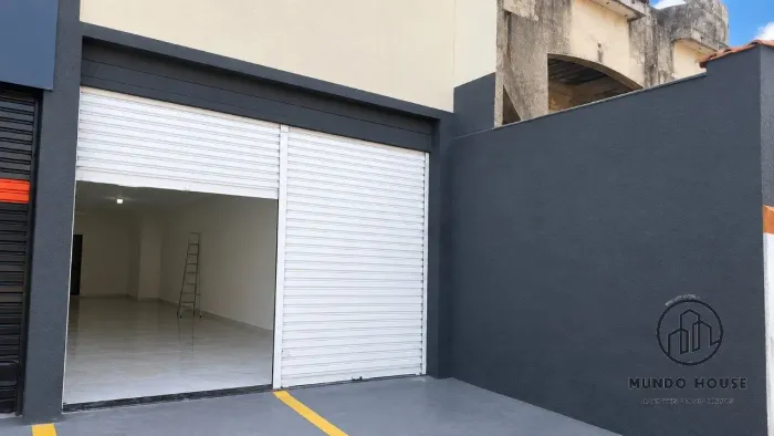 Salão Comercial para Locação no Jardim Simus - 120 m², 2 Banheiros e Espaço Versátil Próxi