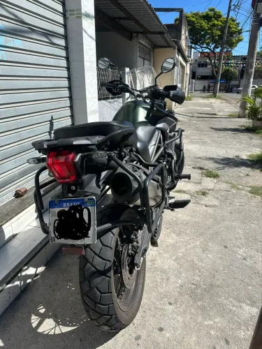 Tiger 800 XCA modelo mais completo