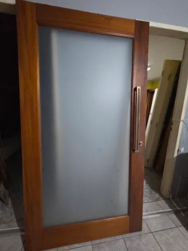 Porta Pivotante 120x215