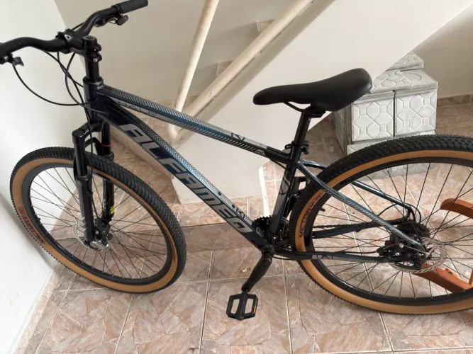 Bicicleta Alfameq Half Aro 29 - Freio a Disco - Excelente Estado