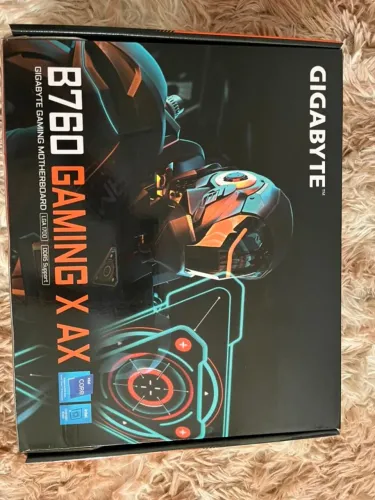 Placa-Mãe Gigabyte B760 Gaming X AX DDR5 (com wi-fi) - NOVA/LACRADA