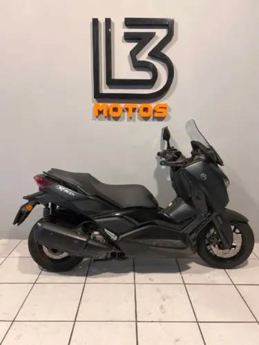 YAMAHA XMAX 250 CONNECTED