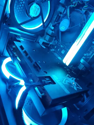 AMD RX6600 8GB