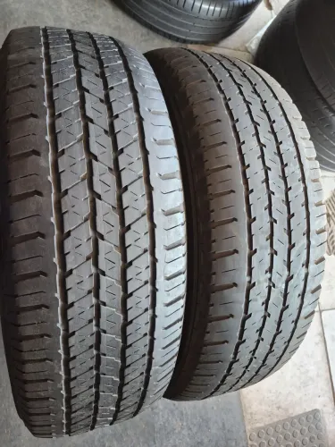 2 pneus 215/65/16 Bridgestone meia vida originais da duster toro é outros (450 em 3× no ct