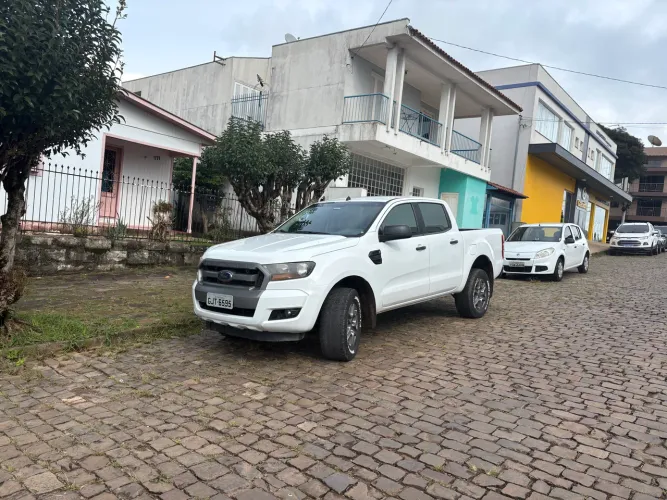 Ford Ranger XLS 2.2 4X4 CD Diesel Mec. 2018