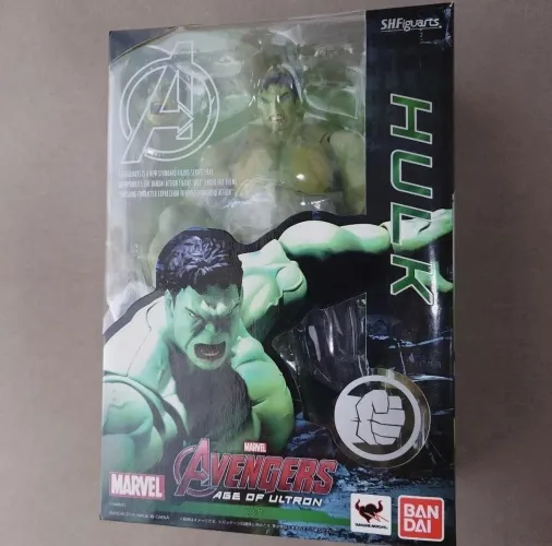 Action figure Hulk Era de Ultron Shfiguarts 