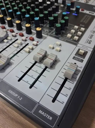 Mesa de som interface Soundcraft 12mtk
